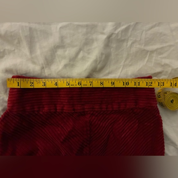 Red corduroy skirt knee length - Picture 5 of 7